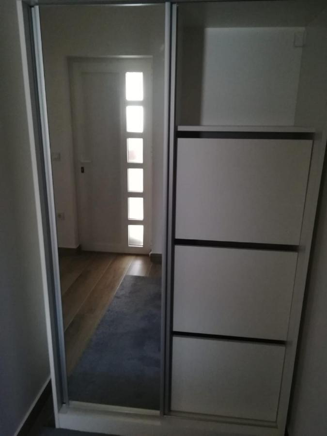 Apartment Villa Bijele Stijene Karlobag Exterior foto